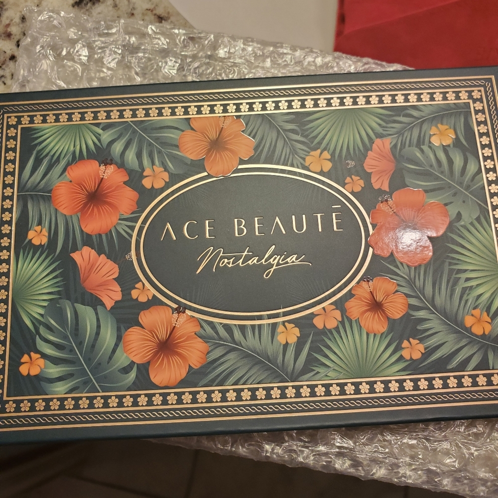 Ace Beaute nostalgia palette